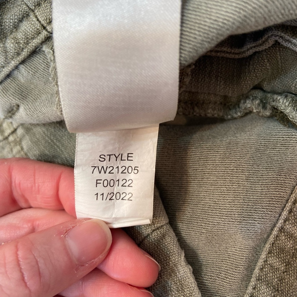 Lucky Brand Green Cropped Ankle Pants - Picture 9 of 9
